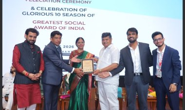 Mrs. Shashi Shekhawat Honoured at the 10th Season of National Icon Award 2026 at Bharat Mandapam, New Delhi