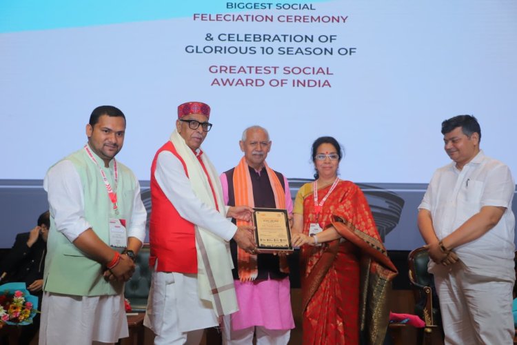 Dr. Vasudha Kapoor Honoured with the Youth Icon Award at the 10th Season of National Icon Award 2026