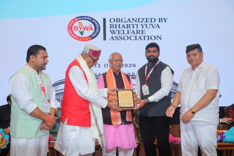 Dr. Manish Palve Honoured with the Iconic Pillar of Humanity Award at National Icon Award 2026