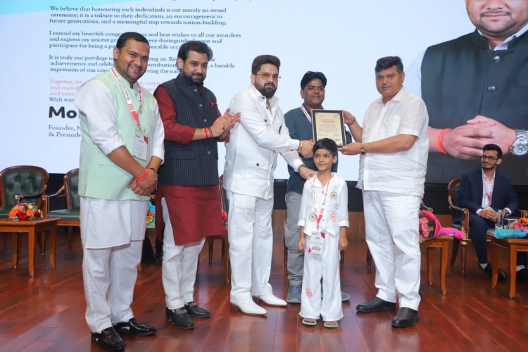 Shri Yogendra Singh Honoured at the 10th Season of National Icon Award 2026 at Bharat Mandapam, New Delhi