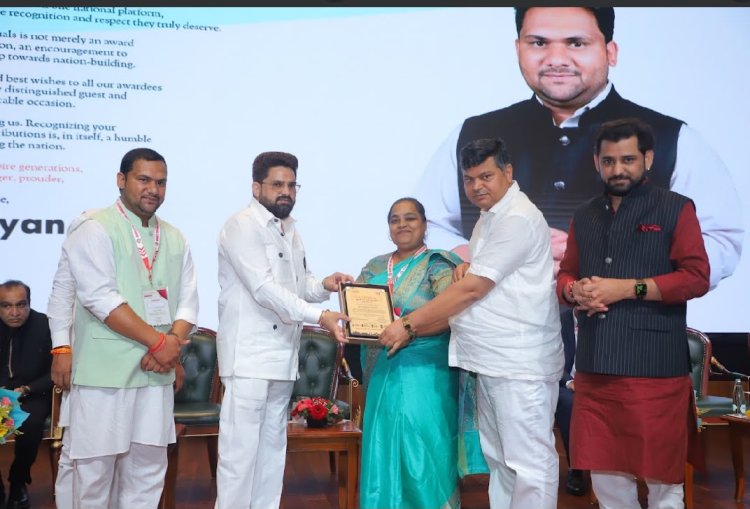 Dr. Meetu Singh Honoured at the 10th Season of National Icon Award 2026 at Bharat Mandapam, New Delhi