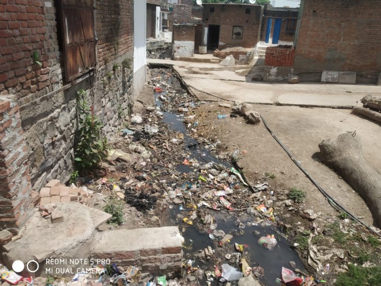 नालो की सफाई को लेकर नगर परिषद प्रशासन गंभीर नही बारिश मे होगी परेशानी ।   शैलेन्द्र खरे