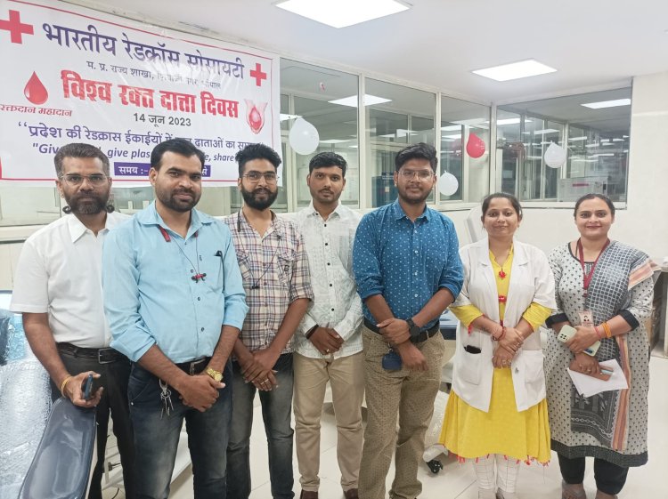 "राष्ट्रीय मानवाधिकार एवं अपराध नियंत्रण ब्यूरो" जिला अध्यक्ष को रेडक्रॉस द्वारा सर्टिफिकेट प्रदान किया गया