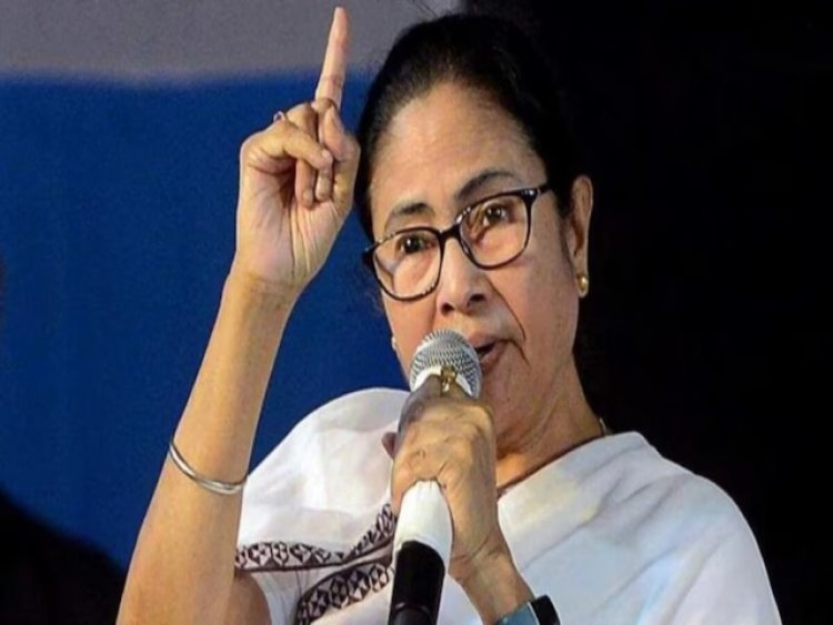 कलकत्ता पश्चिम बंगाल : ममता बनर्जी ने बीजेपी को खुली चुनौती, चार के बदले आठ को भेजूँगी जेल।