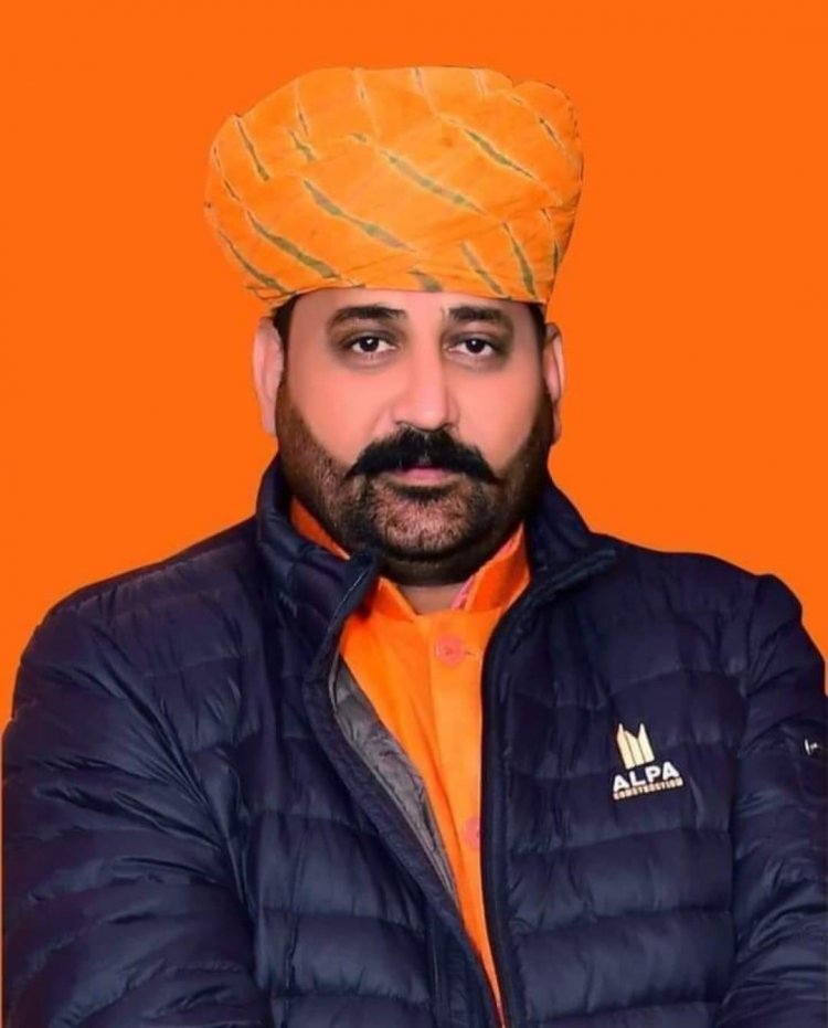 BIG NEWS RAJASTHAN : बदमाशो ने  की श्री राष्ट्रीय राजपूत करणी सेना के अध्यक्ष सुखदेव सिंह गोगामेड़ी के घर में घुसकर गोली मारकर हत्या