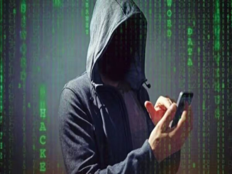 देश: साइबर अपराध का नया खेल, सैमसंग यूज़र्स के बाद एप्पल यूज़र्स के उपर खतरा, सरकार ने जारी किया एडवाइज़री।
