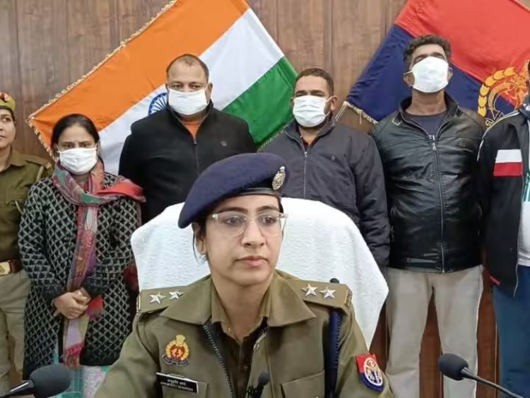 उत्तर प्रदेश बुलंदशहर: ठगी करने वाले गिरोह का भंडा फोड़, करोड़ों की धोखाधड़ी का खेल, पुलिस कर्मी और सैनिकों को भी नहीं छोड़ा।
