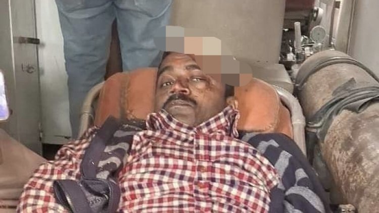 कौशाम्बी बुलेरो की टक्कर से बुलट सवार पत्रकार हुए जख्मी, जिला अस्पताल के डॉक्टरों ने किया प्रयागराज रेफर... बुलेरो की टक्कर से बुलट सवार पत्रकार हुए जख्मी, जिला अस्पताल के डॉक्टरों ने किया प्रयागराज रेफर...