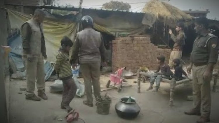 अवैध शराब के ठिकानों पर पुलिस ने मारा छापा, भारी मात्रा में अवैध कच्ची शराब को कराया गया नष्ट...