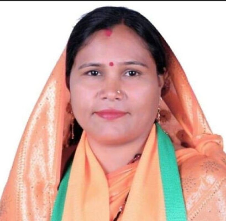 वर्षो से जर्जर पड़े प्रतापपुर चंदौरा मार्ग विधायक शकुंतला सिंह पोर्ते के पहल में टेंडर प्रक्रिया प्रारंभ , 30 दिन के भीतर काम प्रारंभ करने के अधिकारियों को दिए निर्देश 