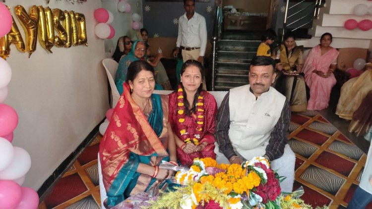 सिवनी मालवा में उत्साह का माहौल : पीएससी पास करने के बाद आयुषी का हुआ भव्य स्वागत
