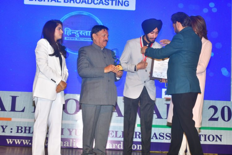 गोल्ड मेडलिस्ट यादविन्द्र पन्नू को नई दिल्ली मैं नेशनल आइकन अवॉर्ड 2024 से सम्मानित किया गया।