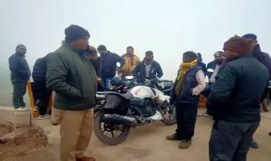 संदिग्ध हालत में अधेड़ ने गंगा में लगाई छलांग... तलाश जारी, कोहरे के कारण सर्च में आ रही समस्या