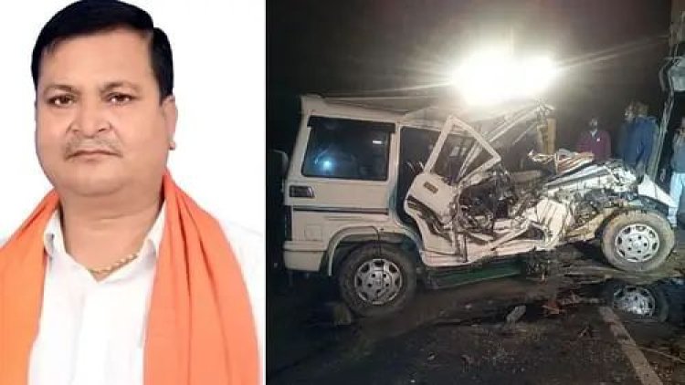 सीतापुर में पेड़ से टकराई तेज रफ्तार बोलेरो, भाजपा नेता की मौत, दो की हालत गंभीर