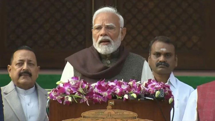 बजट पेश होने से पहले प्रधानमंत्री नरेंद्र मोदी ने दिया खास संकेत, कल बजट में हो सकते हैं ये बड़े एलान
