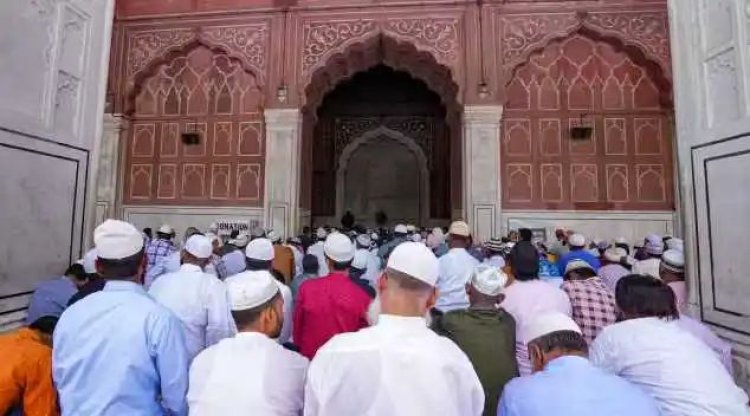 पांच बार जिम जाने लगा बेटा, पिता ने पीछा किया तो मस्जिद में नमाज पढ़ता मिला; धर्म परिवर्तन का खेल.