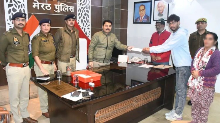 डिलीवरी बॉय को रास्ते में पड़ी मिली पिस्टल, लेकर पहुंच गया SSP ऑफिस; मिला 11 हजार का इनाम