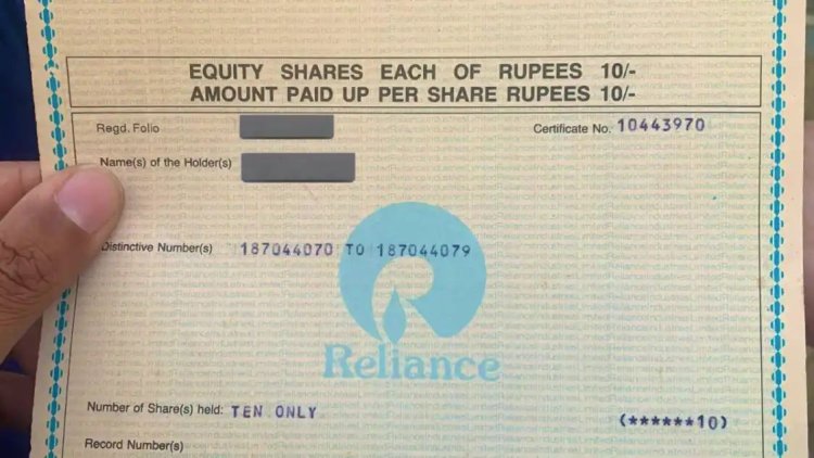 अचानक परिवार को घर में मिला एक पेपर, 30 साल पहले खरीदे थे RIL के शेयर, अब हो गए मालामाल!