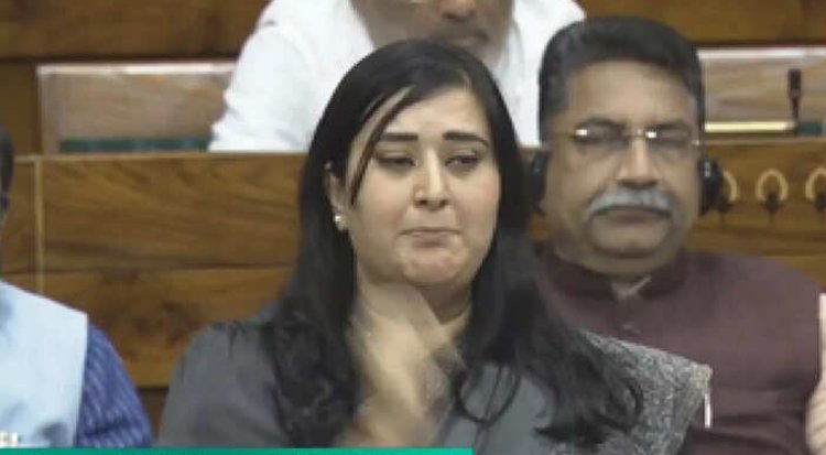 बिहार तो झांकी है, बंगाल अभी बाकी है...पिता की स्मृति सभा के बाद संसद में दहाड़ीं बांसुरी स्वराज