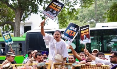 मोदी सरकार के 'पेपर लीक' मॉडल के चलते जा रही बच्चों की जान, कांग्रेस पार्टी ने 15 छात्रों की आत्महत्या का किया दावा