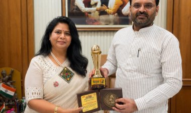 Dr. Mahadevi Ghugare Chabukswar Conferred with Prestigious Veer Savarkar National Award at Bharat Mandapam