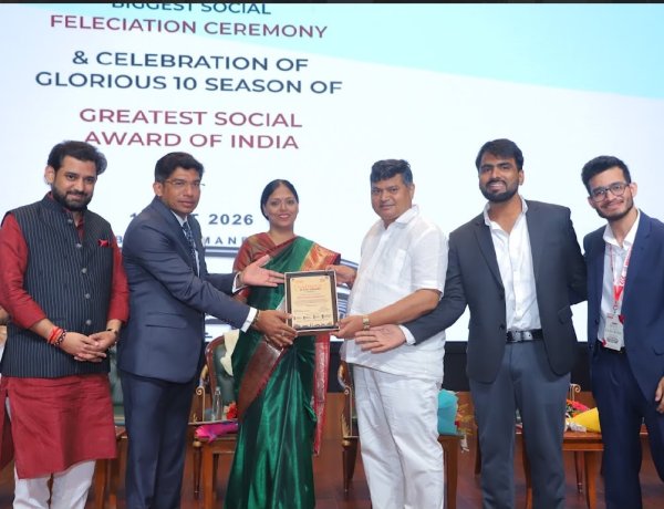 Mrs. Shashi Shekhawat Honoured at the 10th Season of National Icon Award 2026 at Bharat Mandapam, New Delhi